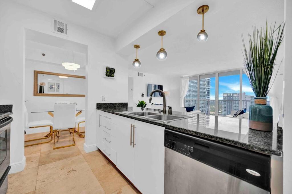 40Th Floor Priceless Unit Central Location Miami Exterior photo